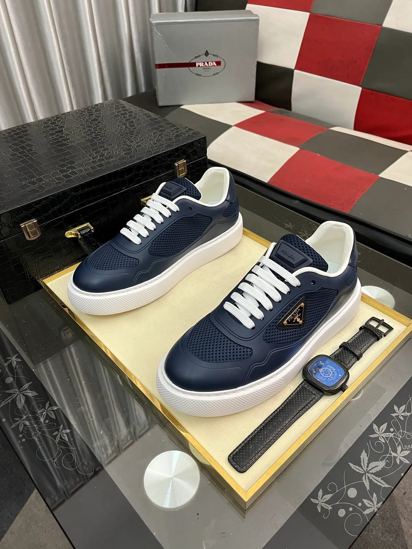 Men's shoes 💰580⌚️⌚️【PRADA】Prada - high-end quality original order 🔍🔍🔍 casual sports shoes - upper: imported 🔝 Napa calfskin, pebbled calfskin, branded glue hollow mesh canvas, shoe body sewn with branded metal fasteners - lining: water-dyed cowhide - outsole: ultra-light TPU foam rubber; two-color molded outsole -Ultra-high quality control, fine workmanship, highlighting (high-end, nobility, class) -Size: 38-445️⃣colors available
